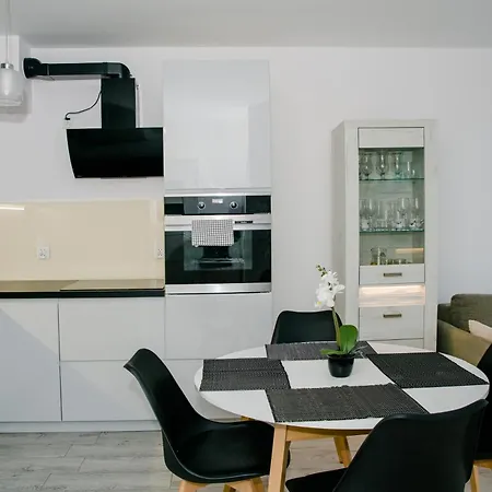 Lägenhet Apartament Reda